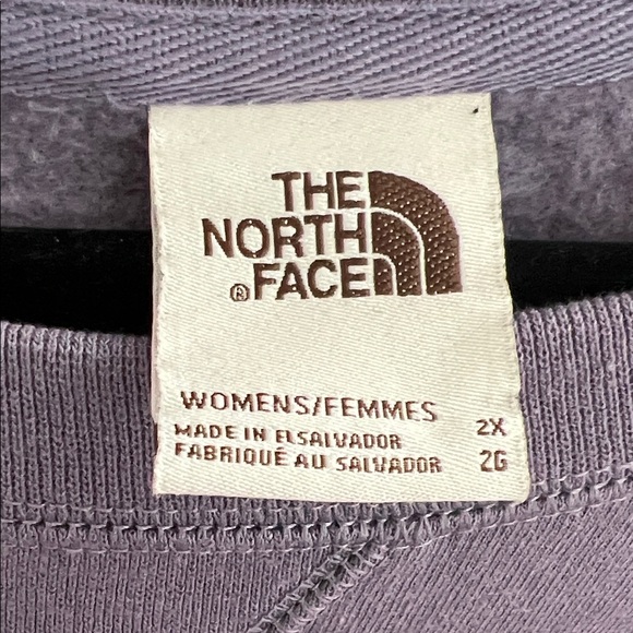 The North Face Lavender Crewneck - Picture 3 of 4